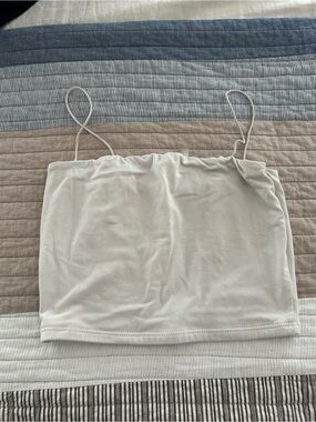 Women’s Cream Spaghetti Strap Crop Tank Top